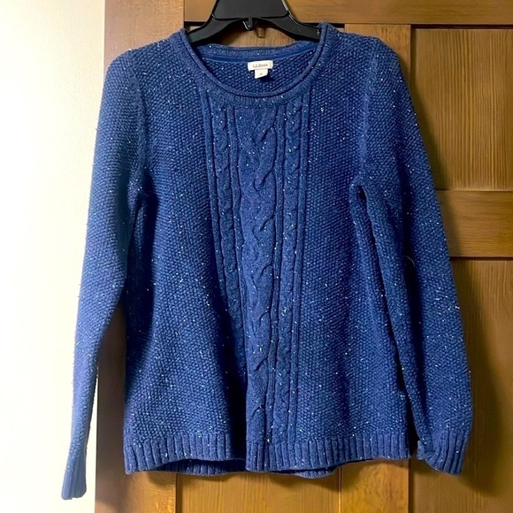 L.L. Bean Navy Cable Knit Speckled Cotton Crewneck Sweater Size Medium - Picture 1 of 4